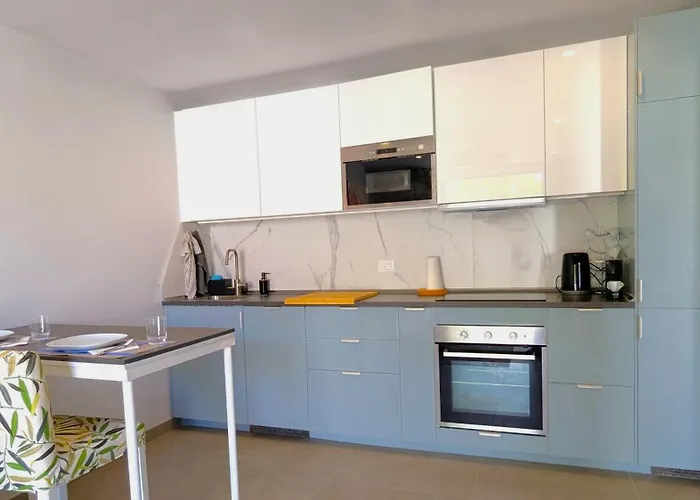 Pool Level Flat In Parque Santiago 1 Holiday home Playa de las Americas (Tenerife)